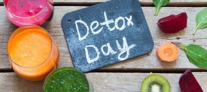 Detox: glasses of juice